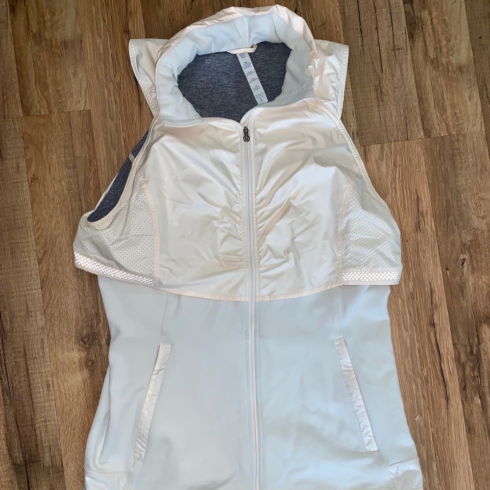 Lululemon Kanto catch me if you can vest